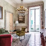Palazzo Doria 4* Neapol