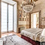 Palazzo Doria 4*