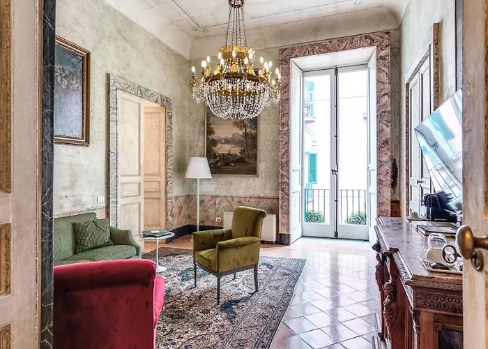 Palazzo Doria 4* Naples